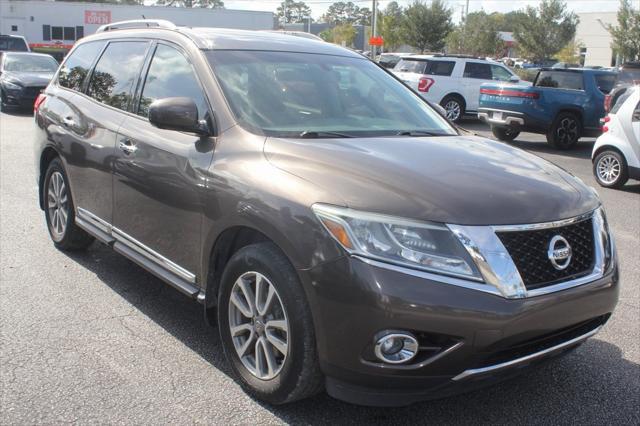 used 2015 Nissan Pathfinder car, priced at $10,888