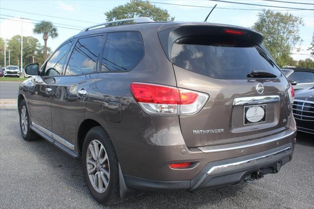 used 2015 Nissan Pathfinder car, priced at $10,888