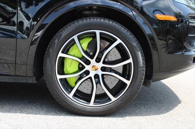 used 2021 Porsche Cayenne E-Hybrid car, priced at $109,995