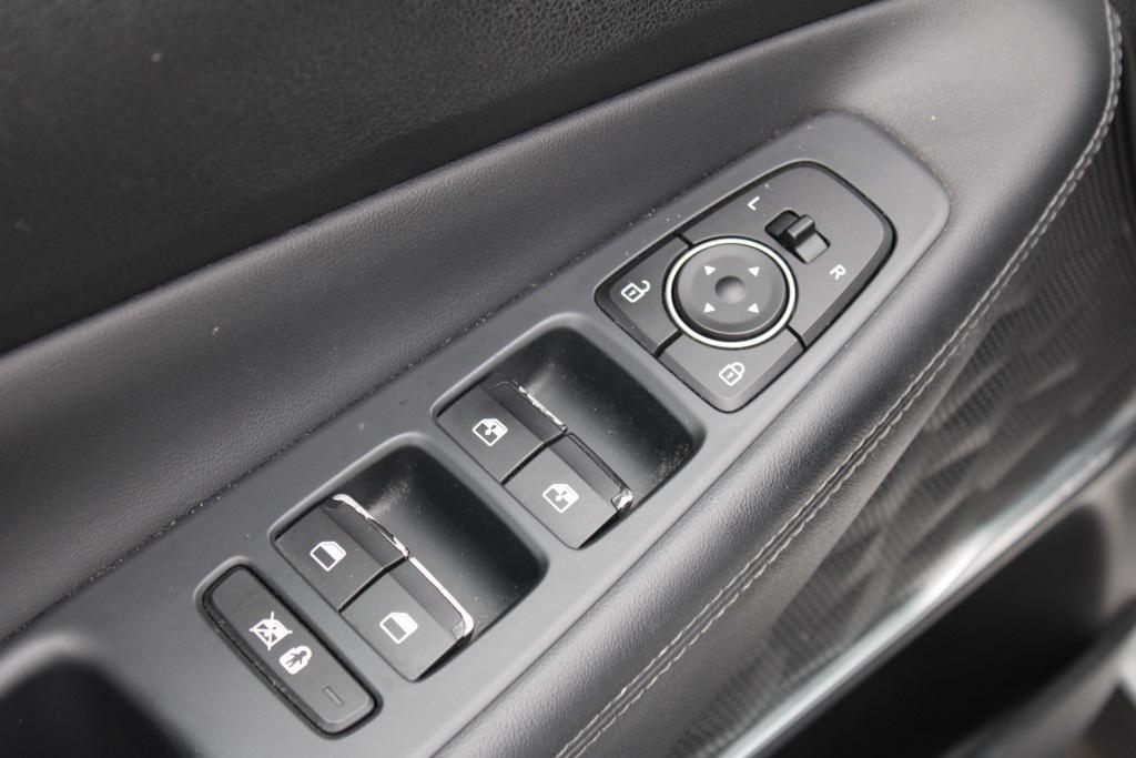 used 2020 Hyundai Santa Fe car, priced at $20,877