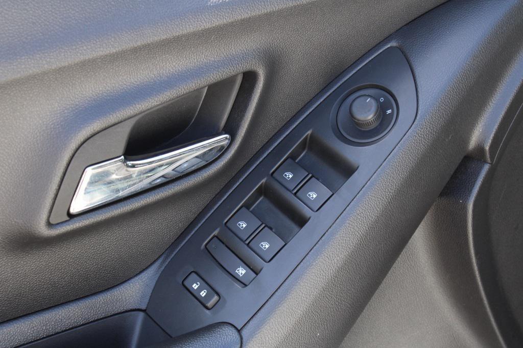 used 2022 Chevrolet Trax car, priced at $17,241