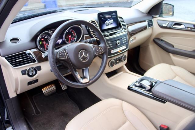 used 2019 Mercedes-Benz GLE 400 car, priced at $29,862