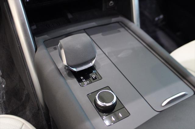 used 2023 Land Rover Discovery car, priced at $57,839