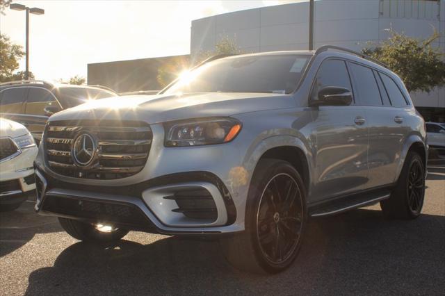 new 2025 Mercedes-Benz GLS 580 car, priced at $126,200