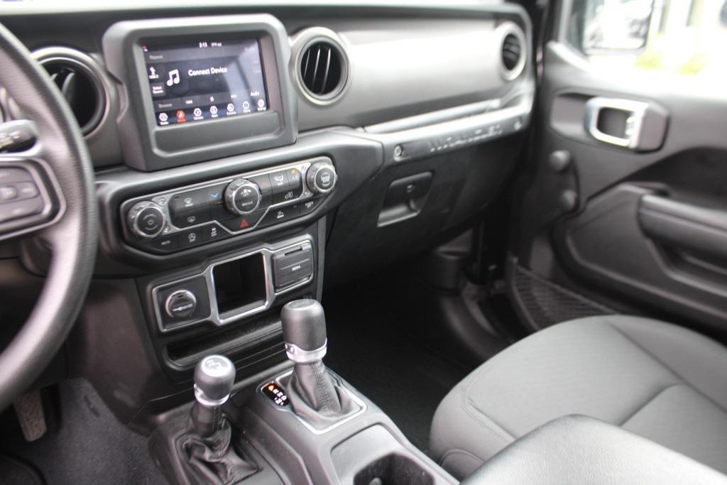 used 2022 Jeep Wrangler Unlimited car, priced at $30,567
