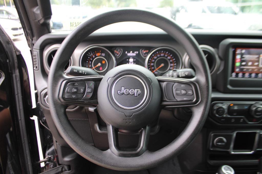 used 2022 Jeep Wrangler Unlimited car, priced at $30,567