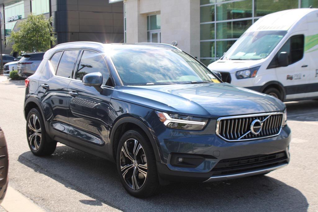 used 2021 Volvo XC40 car, priced at $27,304