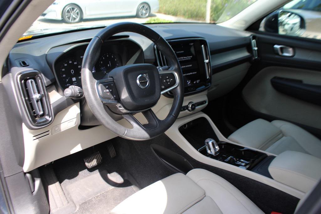 used 2021 Volvo XC40 car, priced at $27,304