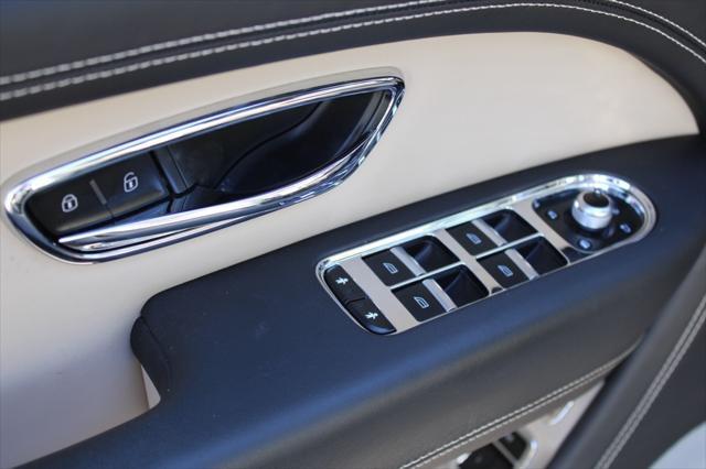 used 2021 Bentley Bentayga car, priced at $119,865