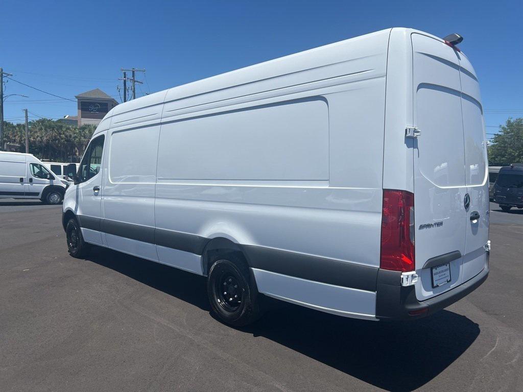 new 2025 Mercedes-Benz Sprinter 3500 car, priced at $68,478