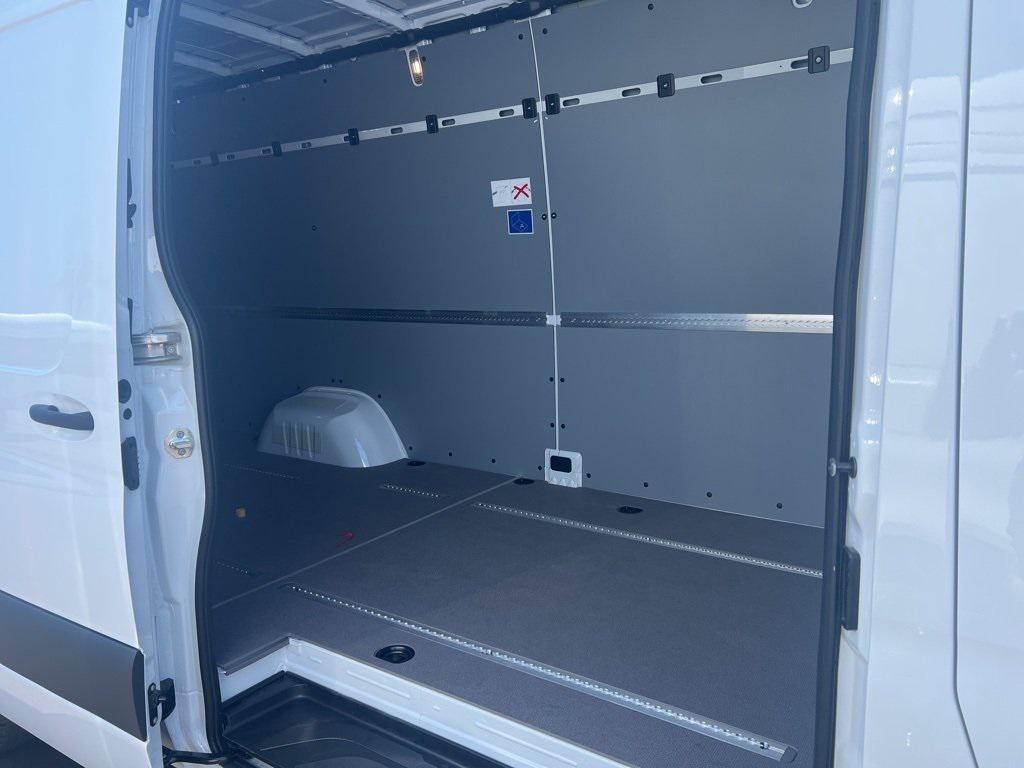 new 2025 Mercedes-Benz Sprinter 3500 car, priced at $68,478