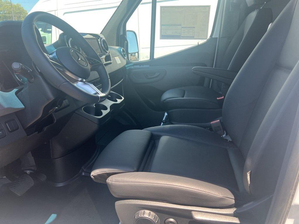 new 2025 Mercedes-Benz Sprinter 3500 car, priced at $68,478