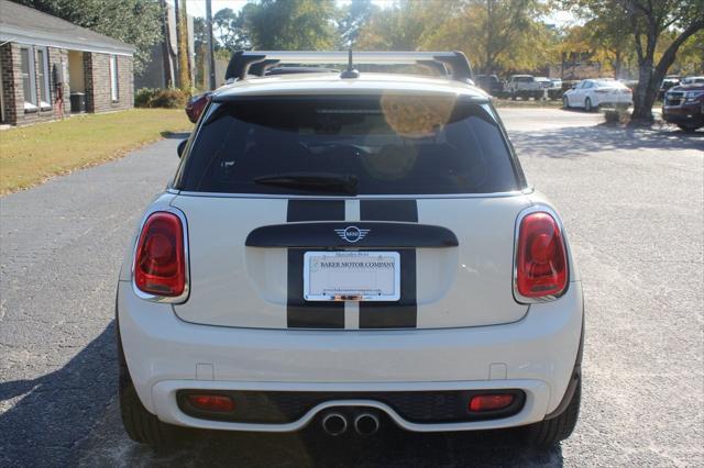 used 2020 MINI Hardtop car, priced at $19,998