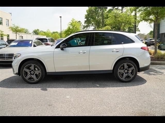 new 2024 Mercedes-Benz GLC 300 car, priced at $58,505