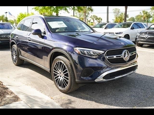 new 2024 Mercedes-Benz GLC 300 car, priced at $54,505