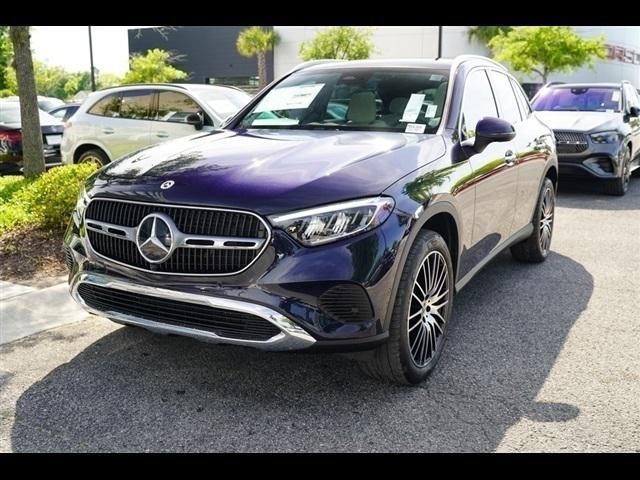 new 2024 Mercedes-Benz GLC 300 car, priced at $54,505