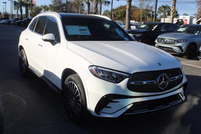 new 2025 Mercedes-Benz GLC 300 car, priced at $64,215