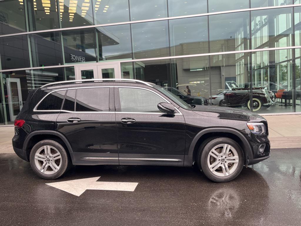 used 2022 Mercedes-Benz GLB 250 car, priced at $31,523