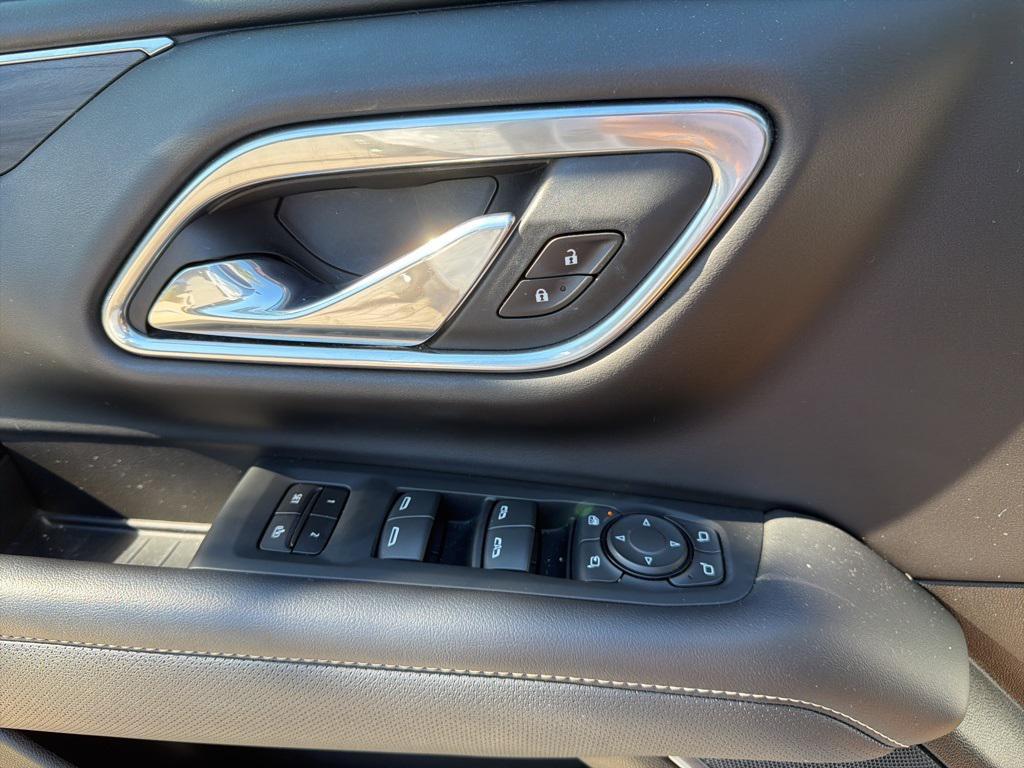 used 2021 GMC Yukon XL car, priced at $45,914