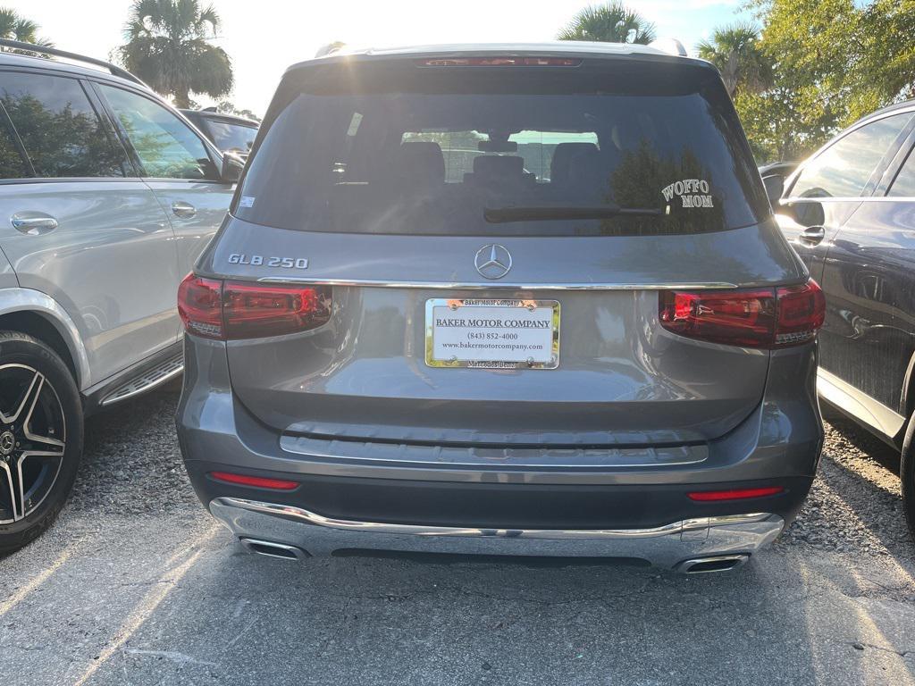 used 2022 Mercedes-Benz GLB 250 car, priced at $31,956
