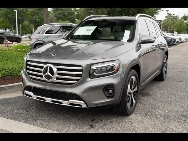 new 2024 Mercedes-Benz GLB 250 car, priced at $50,395