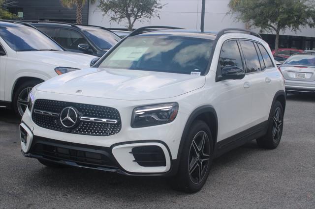 new 2024 Mercedes-Benz GLB 250 car