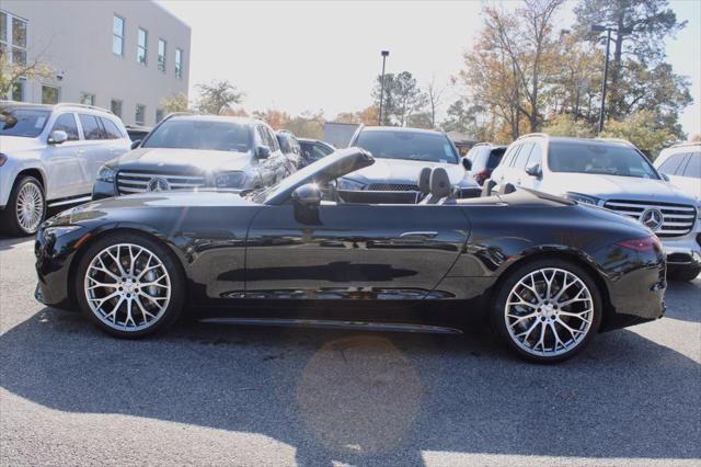 new 2025 Mercedes-Benz AMG SL 43 car, priced at $125,370