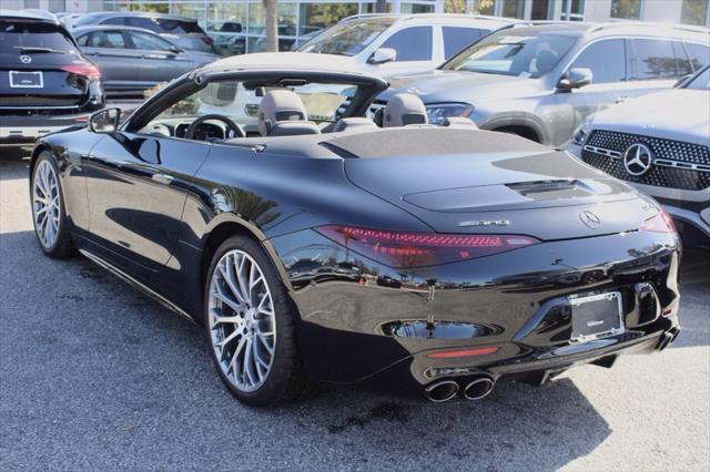 new 2025 Mercedes-Benz AMG SL 43 car, priced at $125,370