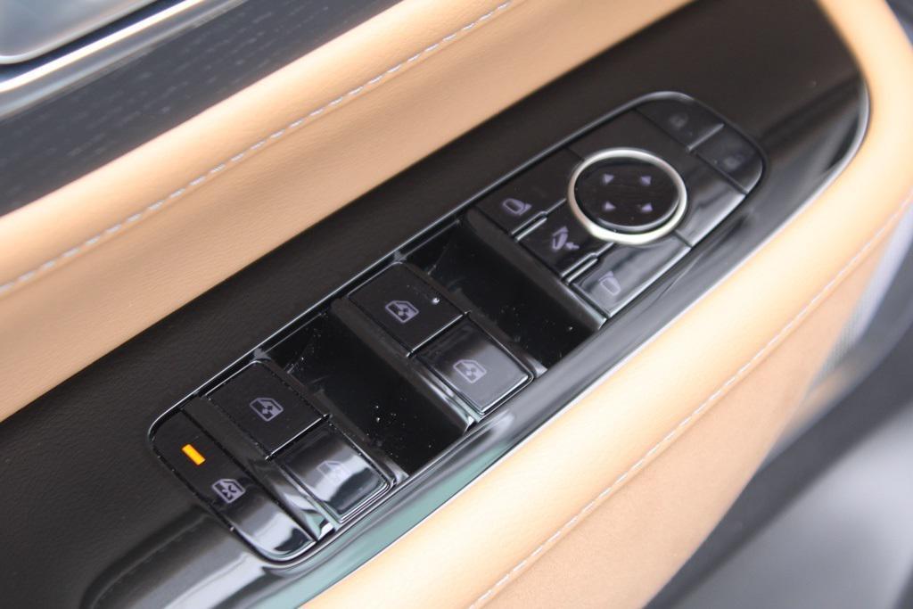 used 2025 INFINITI QX80 car, priced at $89,139