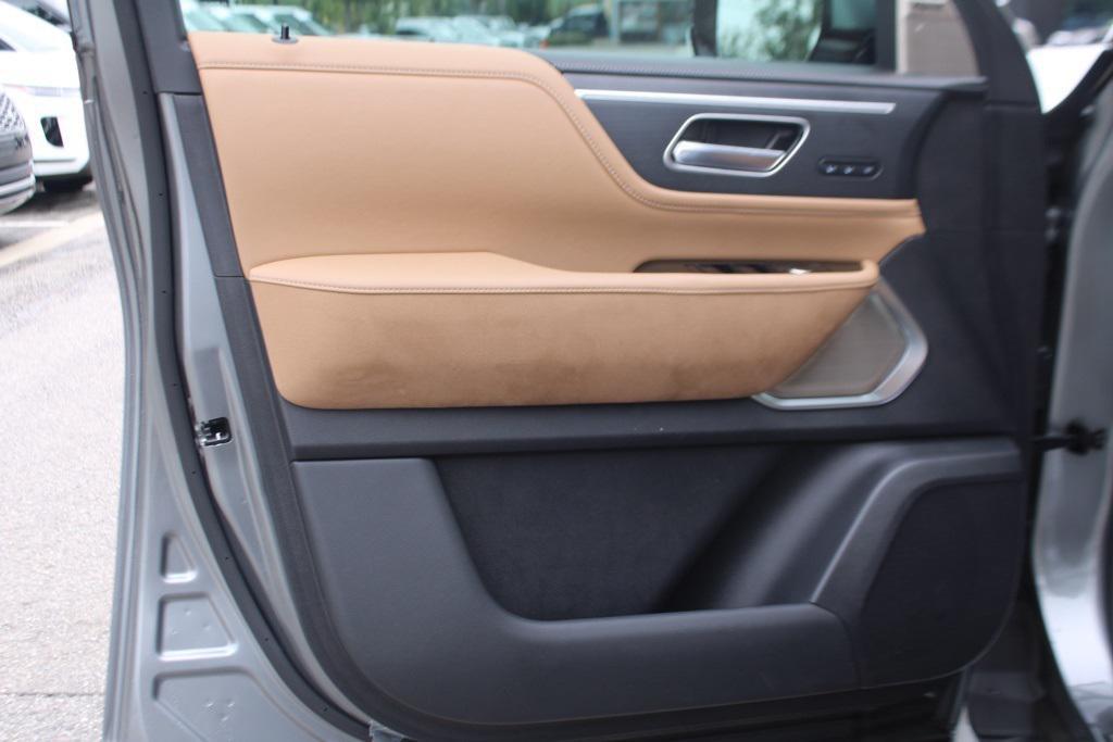 used 2025 INFINITI QX80 car, priced at $89,139