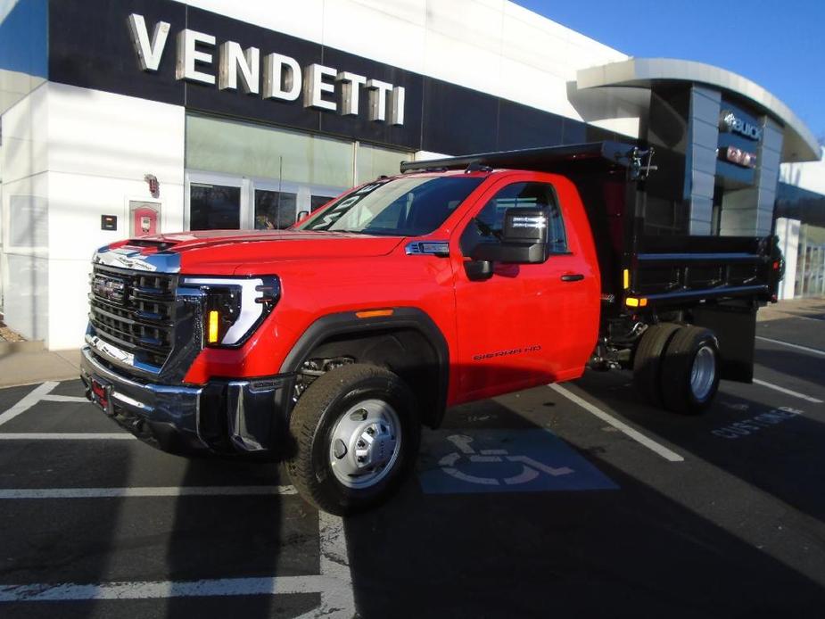 new 2025 GMC Sierra 3500 car, priced at $54,148