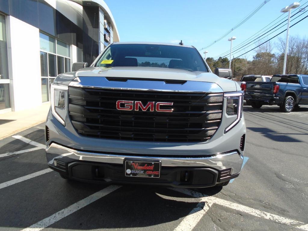 new 2025 GMC Sierra 1500 car, priced at $47,565