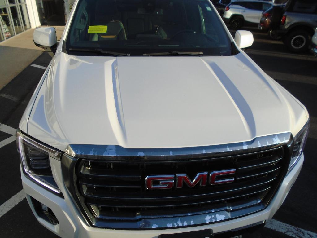 used 2022 GMC Yukon XL car, priced at $49,985