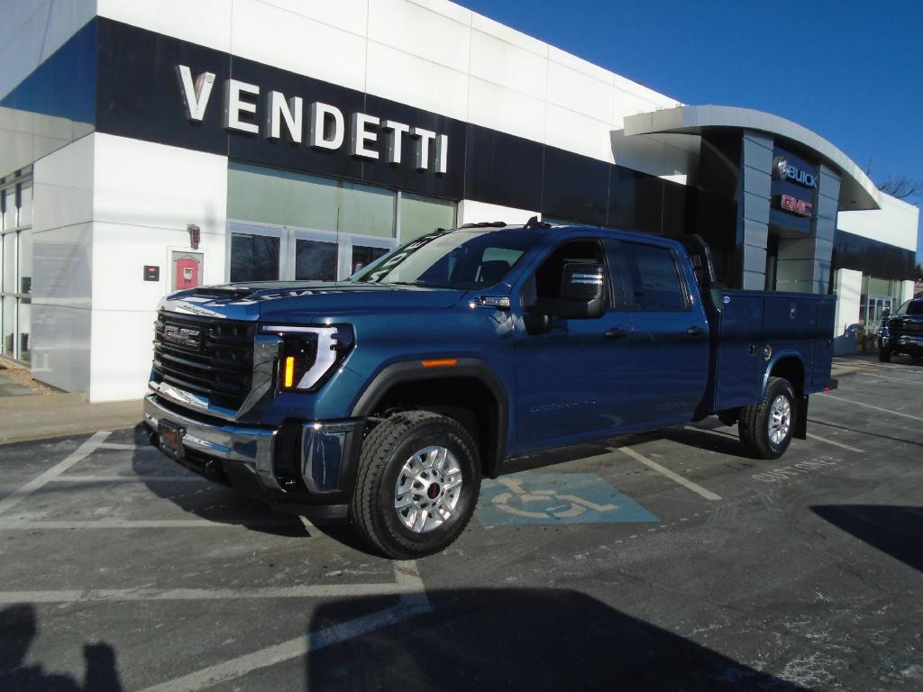 new 2024 GMC Sierra 2500 car, priced at $72,698