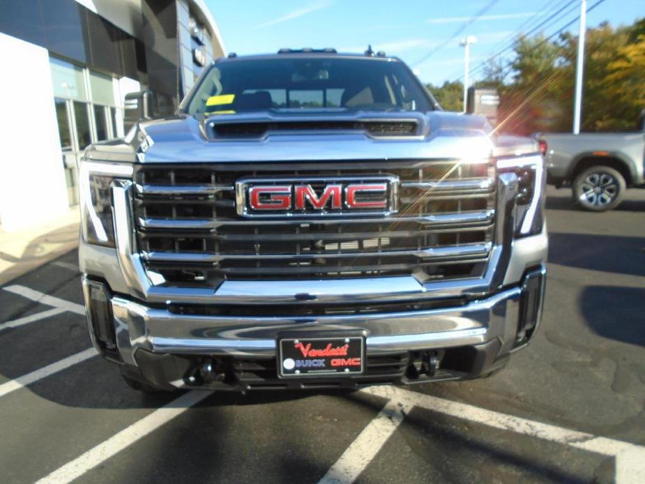 new 2025 GMC Sierra 2500 car, priced at $62,695