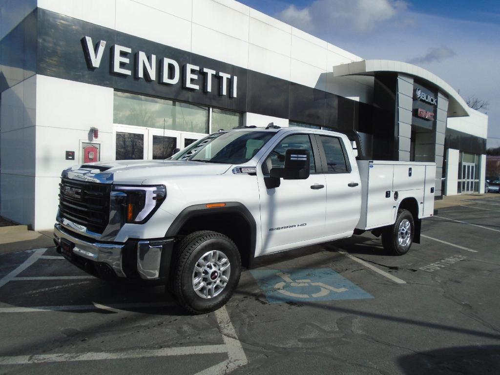 new 2025 GMC Sierra 2500 car, priced at $69,803