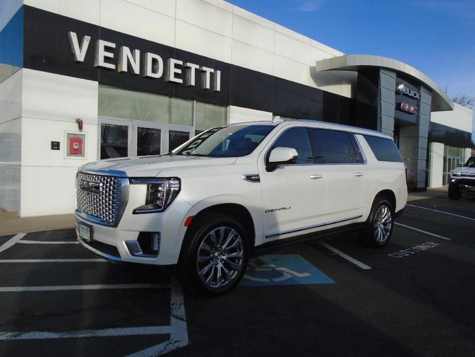 used 2021 GMC Yukon XL car, priced at $57,985