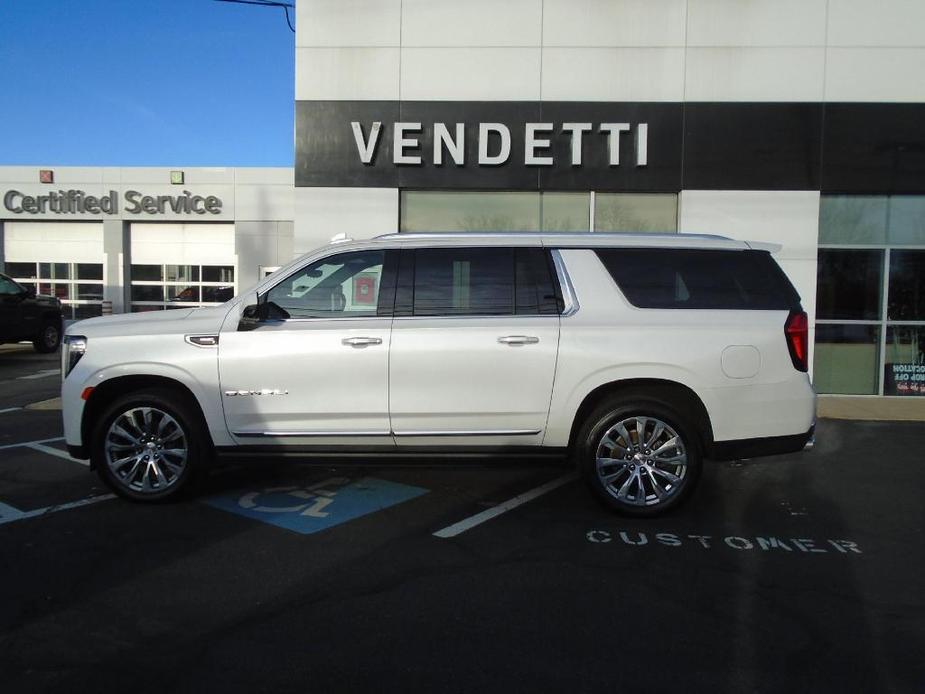 used 2021 GMC Yukon XL car, priced at $57,985