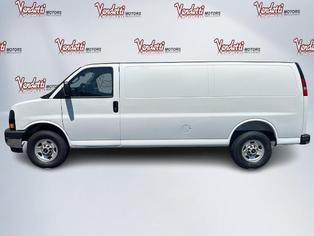 new 2025 GMC Savana 3500 car, priced at $52,065