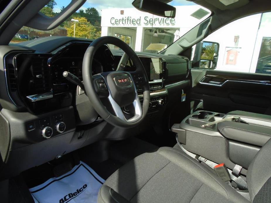 new 2025 GMC Sierra 2500 car, priced at $64,220