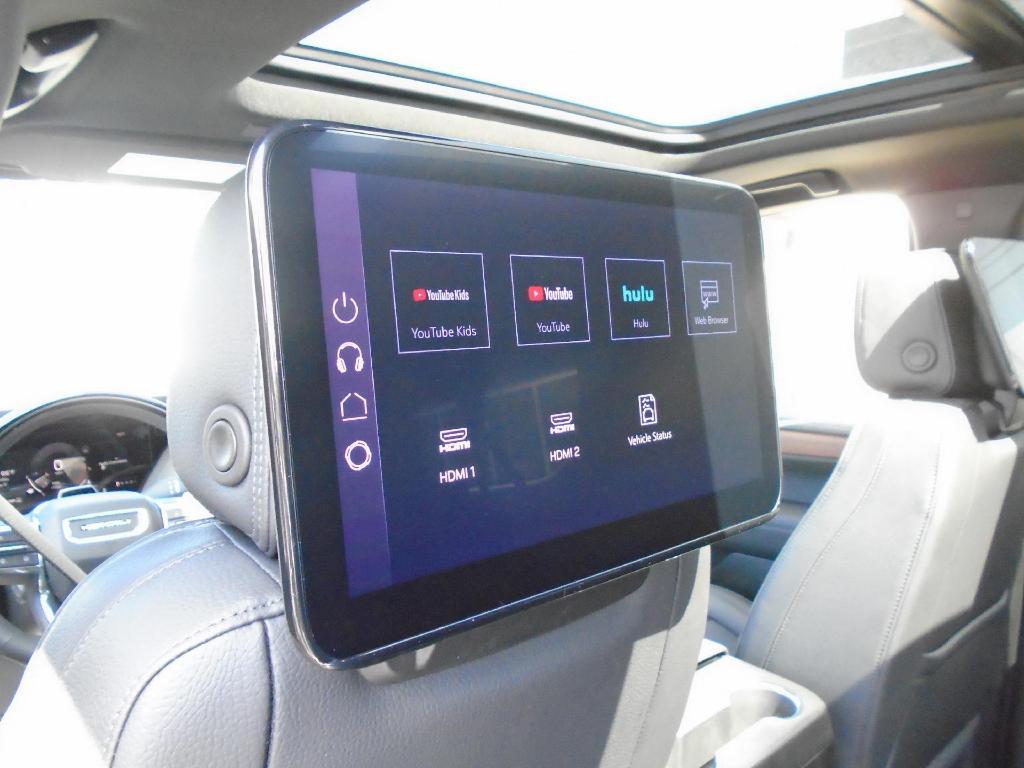 new 2025 GMC Yukon XL car, priced at $98,125