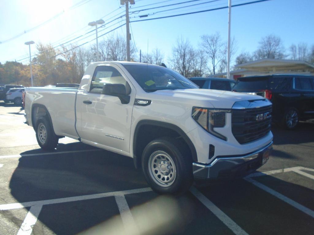 new 2025 GMC Sierra 1500 car, priced at $43,735