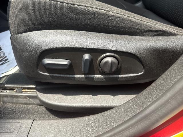 used 2023 GMC Acadia car, priced at $28,985