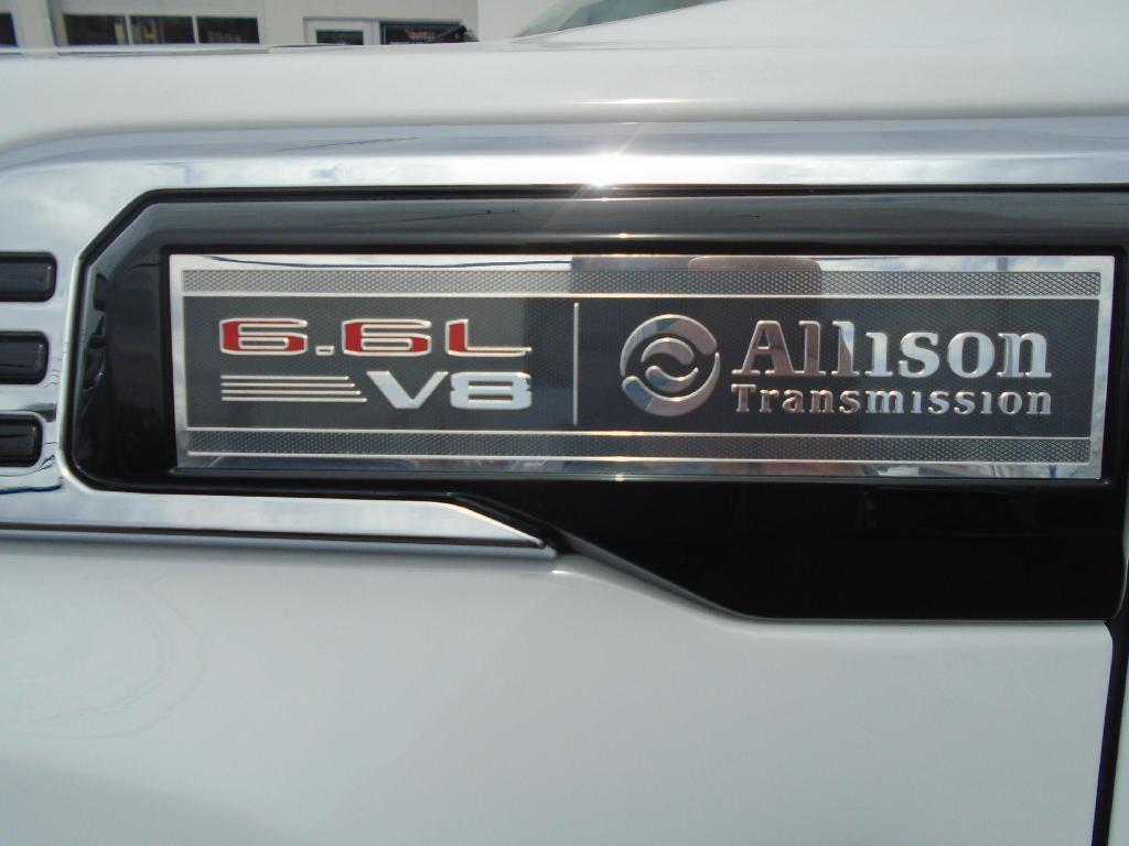 new 2025 GMC Sierra 2500 car, priced at $70,803
