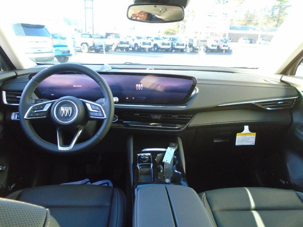 new 2025 Buick Envision car, priced at $40,040