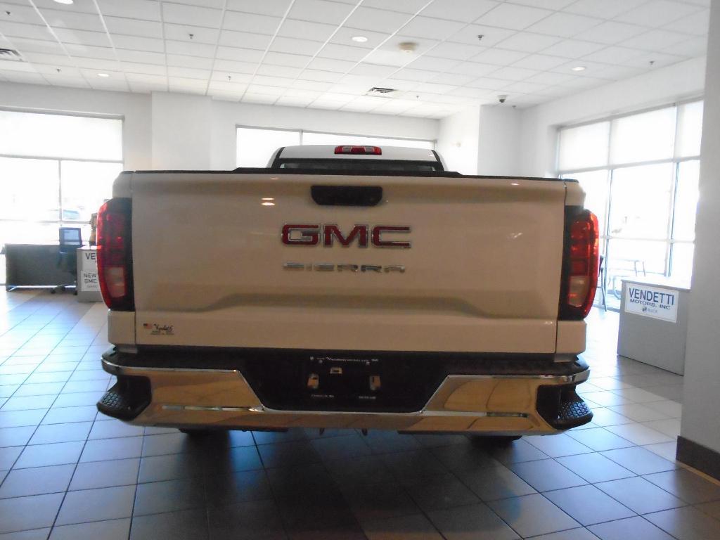 new 2025 GMC Sierra 1500 car, priced at $33,090