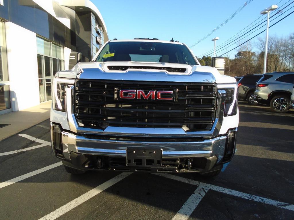 new 2025 GMC Sierra 3500 car, priced at $58,083