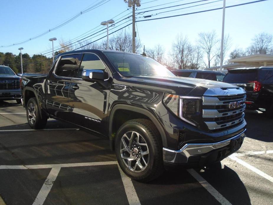 new 2025 GMC Sierra 1500 car, priced at $58,505