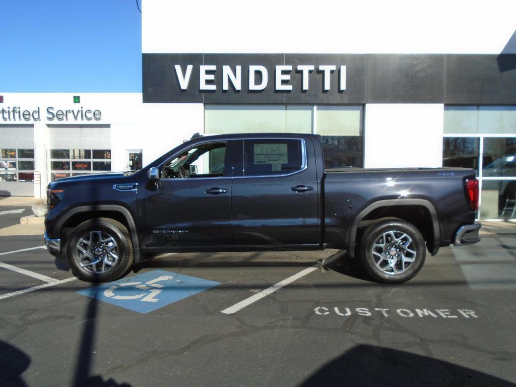 new 2025 GMC Sierra 1500 car, priced at $61,255