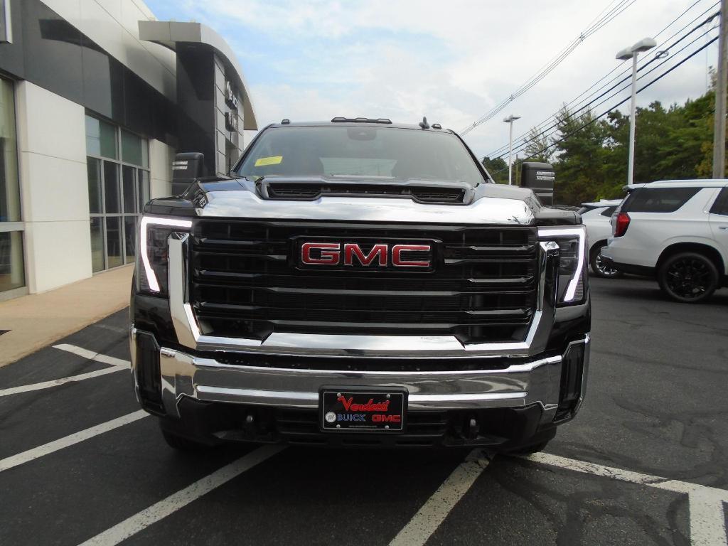 new 2024 GMC Sierra 2500 car, priced at $57,895